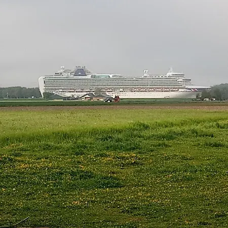 De Boerenskuur..chalet.. Assendelft