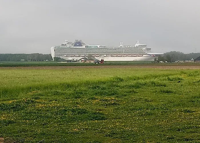 De Boerenskuur..chalet.. Assendelft